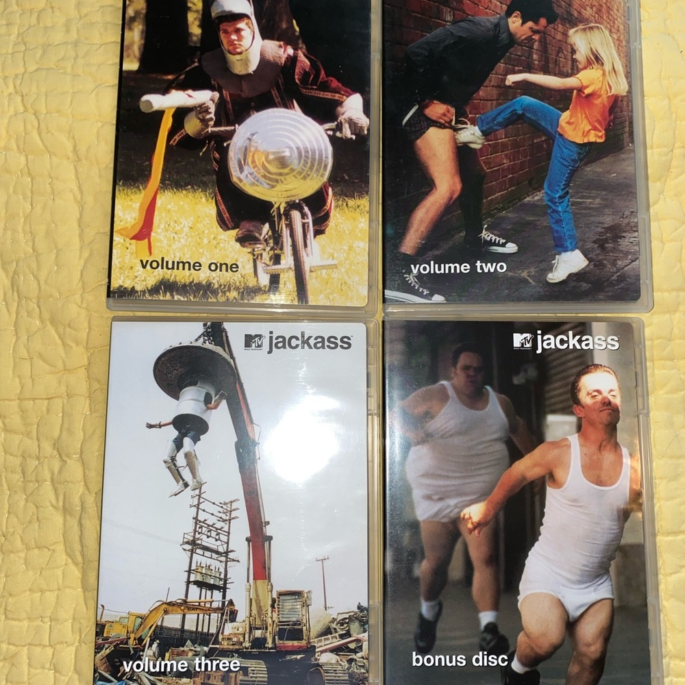 MTV Jackass Box Set - Picture 3 of 4